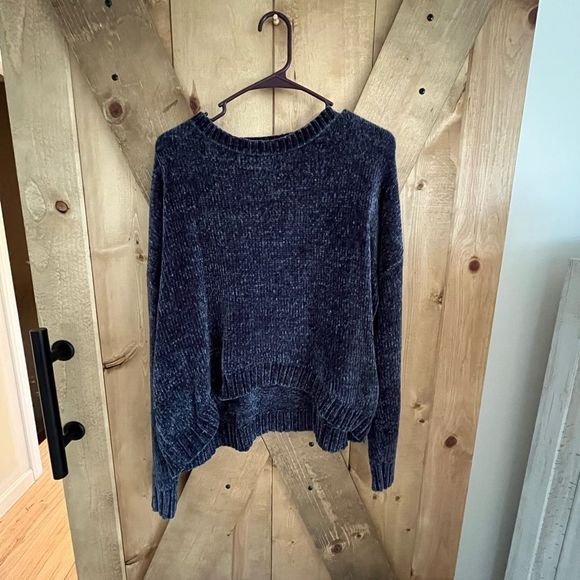Woman’s Blue Soft Warm Cozy Sweater - Picture 3 of 5